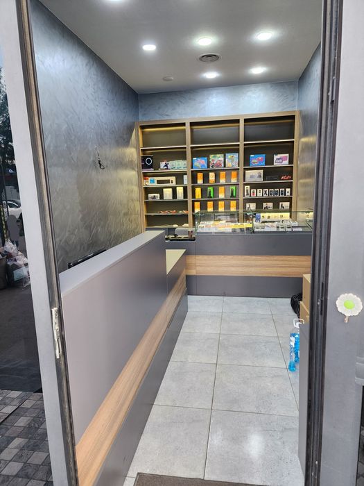 Здаётся площадь в помещении под Ремонт Сотовых,И Ремонт компьютеров