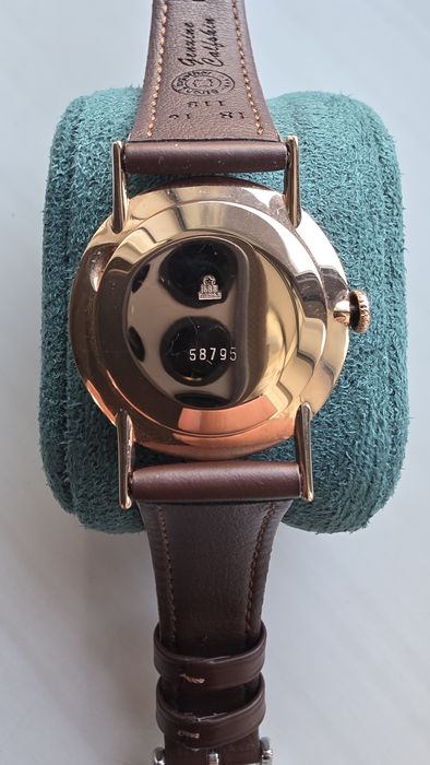 Золотые часы Луч