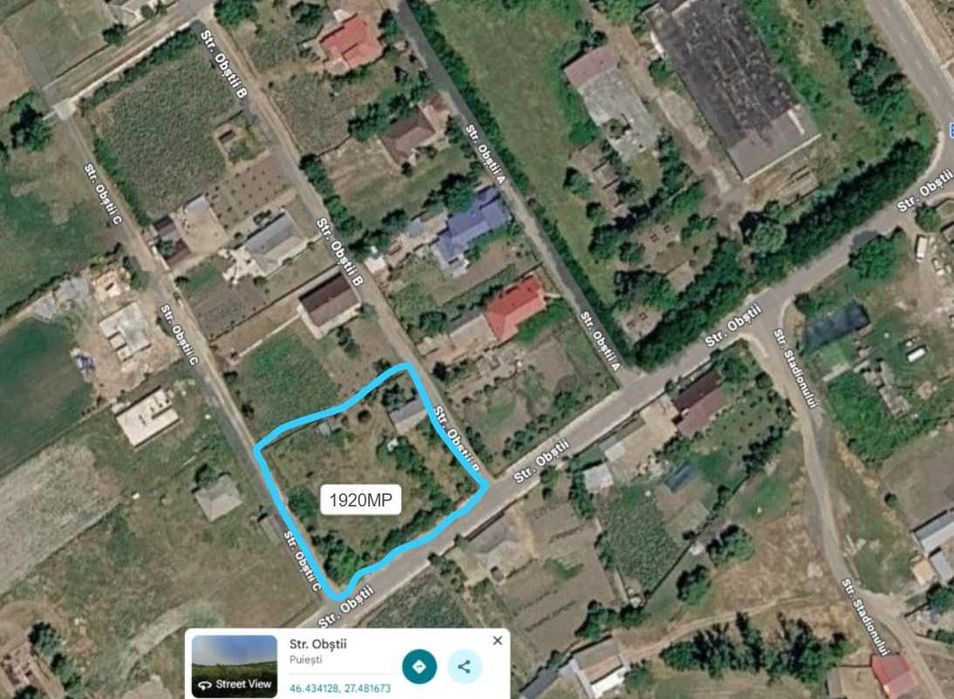 Casa racordată la electricitate și cu utilități la poarta, suprafata teren 1920mp