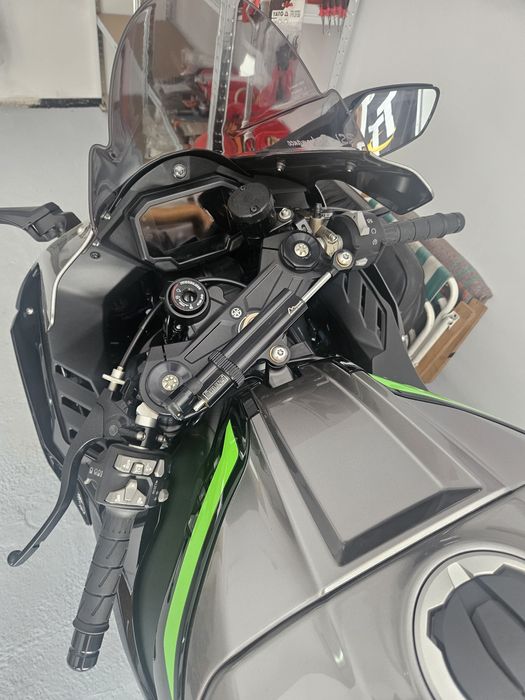 Vând Ninja ZX-10R RSI Performance/ Unele Variante