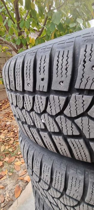 Продам шины б\у от BMW