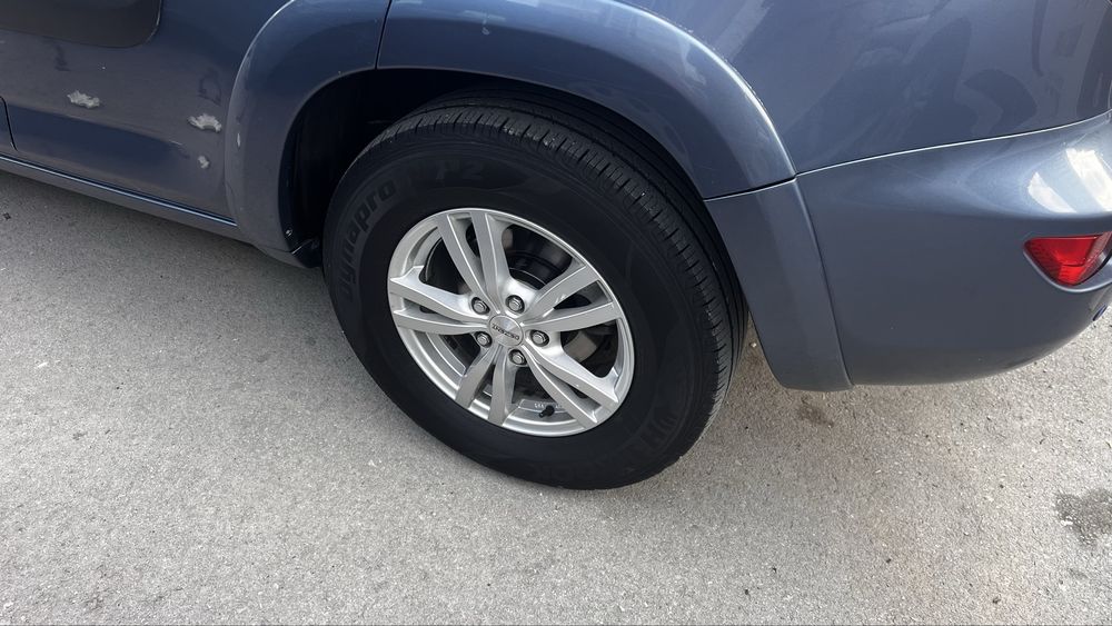 Джанти с гуми за Rav4 III, Grand Vitara 16” 5x114,3 ET48 6,5Jx16H2