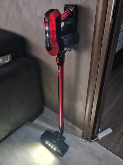 Aspirator vertical Daewoo RSH-410 ,300W, motor BLDC, putere aspirare16