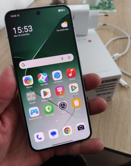 Vând sau Schimb Xiaomi 14 512GB Green Impecabil