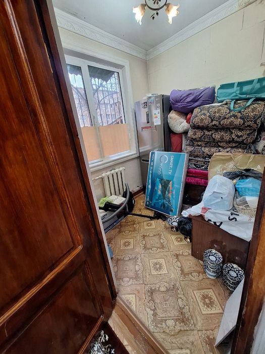 Продается 2/1/4 на мв.Феруза