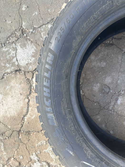 Продам шины зимние