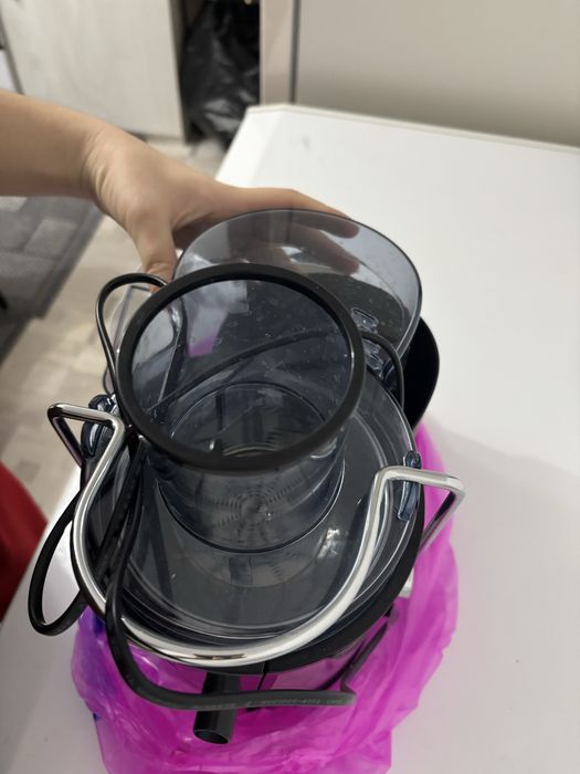 Продам соковыжималку