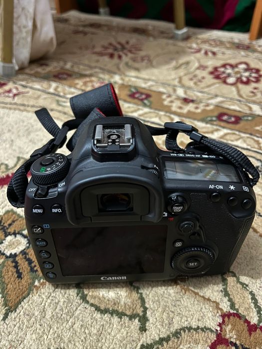 Canon EOS 5D Mark IV