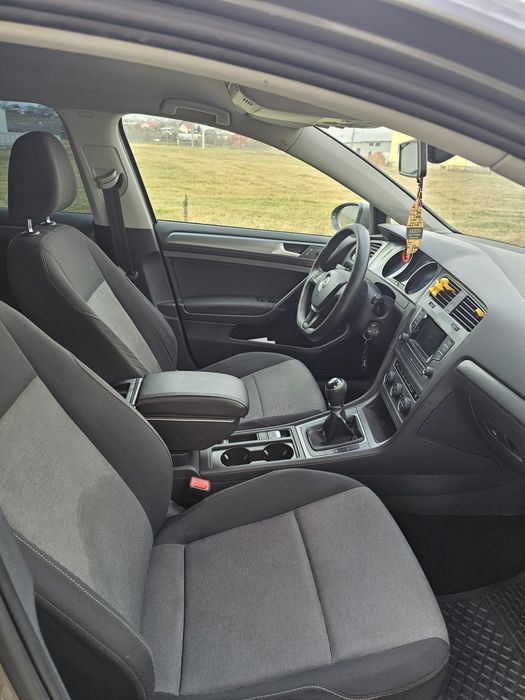 VOLKSWAGEN Golf 2013 — imagine 5