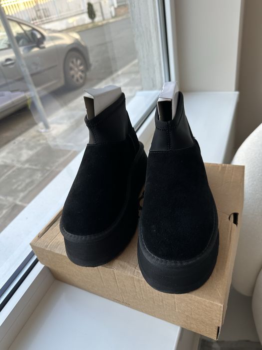 Ботушки UGG, нови