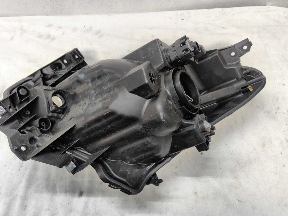 Оригинален фар Сузуки Суифт  Suzuki Swift