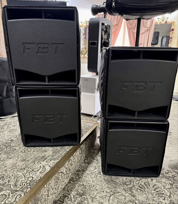 Se vând 4 bași FBT PRO MAXX 15 SA