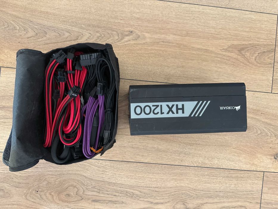 Sursă Corsair HX1200 1200W 80+ Platinum full modulară