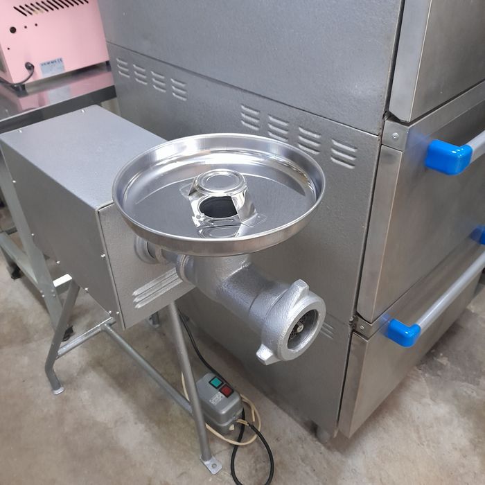 Мясорубка и взбивалка