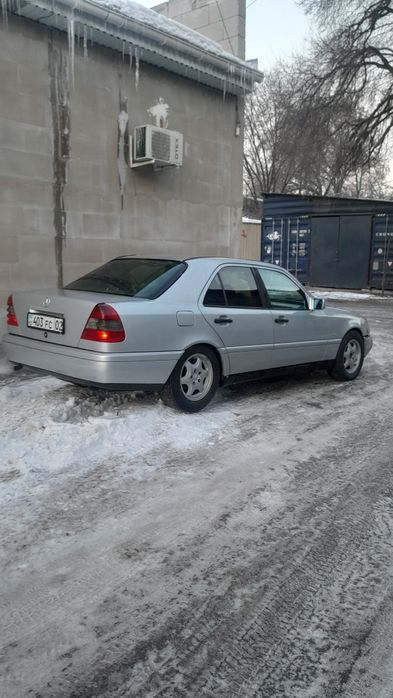 Мерседес 2.2 автомат