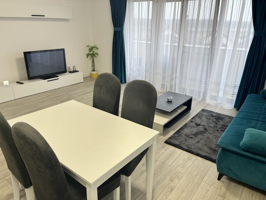 Inchiriez apartament doua camere cu loc parcare privat in Paulesti