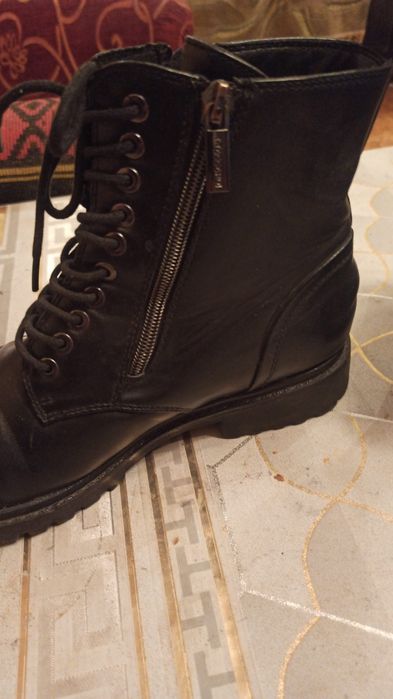 Продам осеннюю обувь