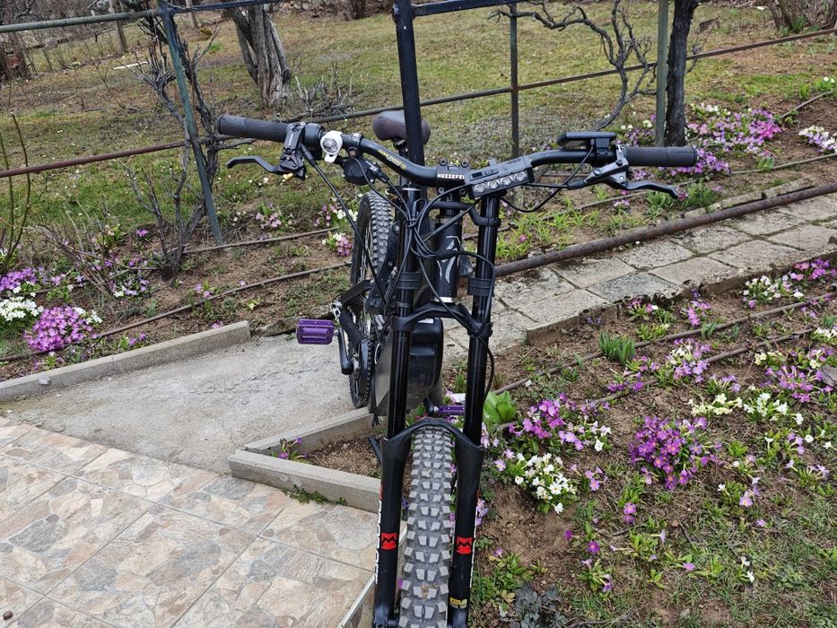 Колело Custom e-DH 52V  Big Hit 2 + TSDZ8 | FOX | Saint | 100km