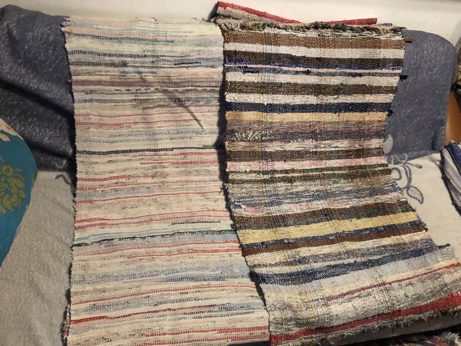 Covorase țoale tot ce se vede 50 lei