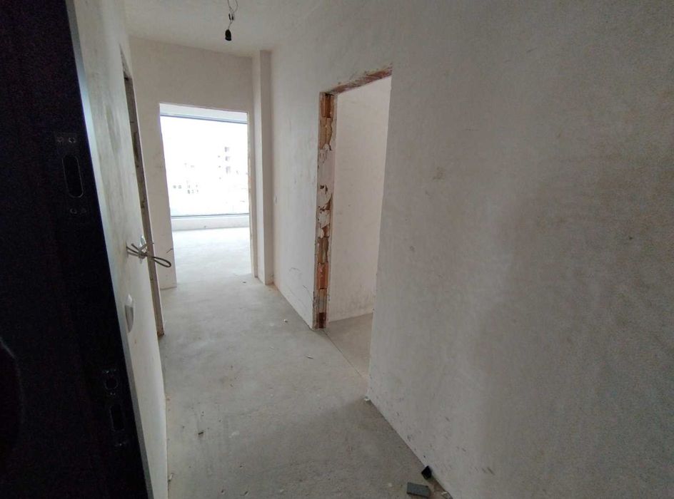 Продава се Тристаен апартамент в Варна, Бриз - 101 кв.м за 1950 €/кв.м - Снимка #8