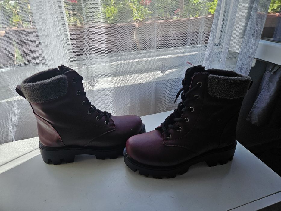 Червени дамски боти