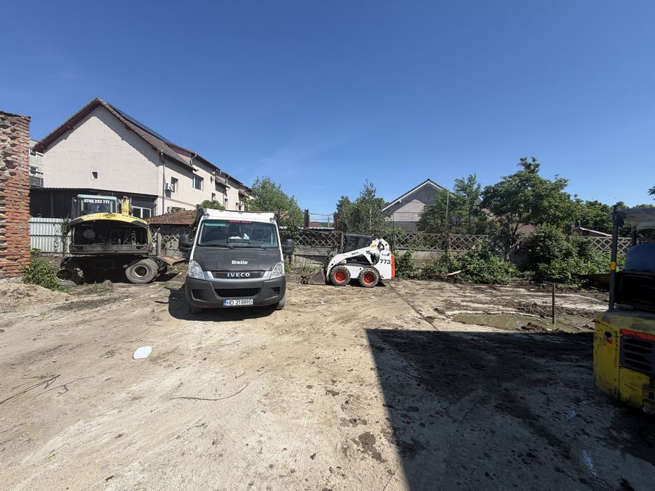 Inchiriez Bobcat 3 tone ,iveco basculabil 3.5 tone