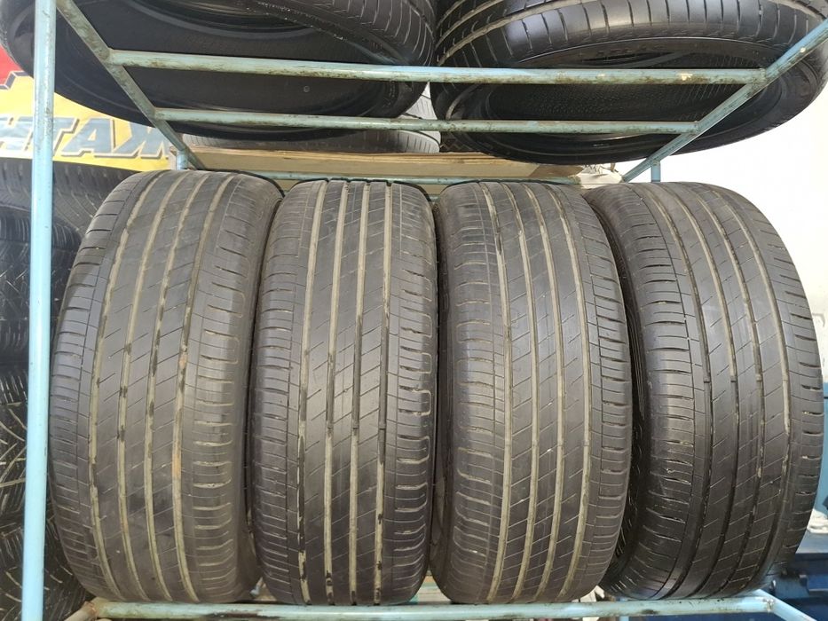 Balon Goodyear 215/55R17