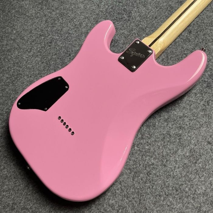 Электрогитара squier hello kitty новая