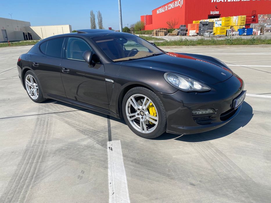Porsche Panamera 3.6i An 2011 Pret  16500 Euro