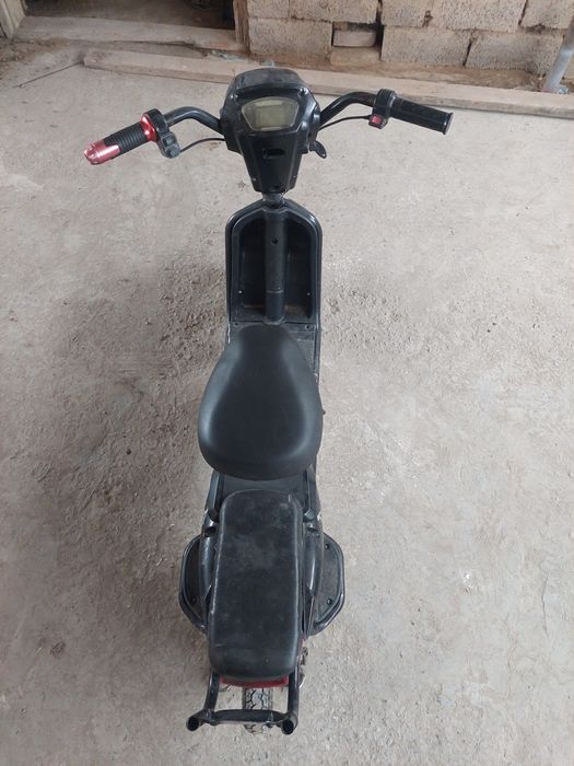 Электроскутер ск8