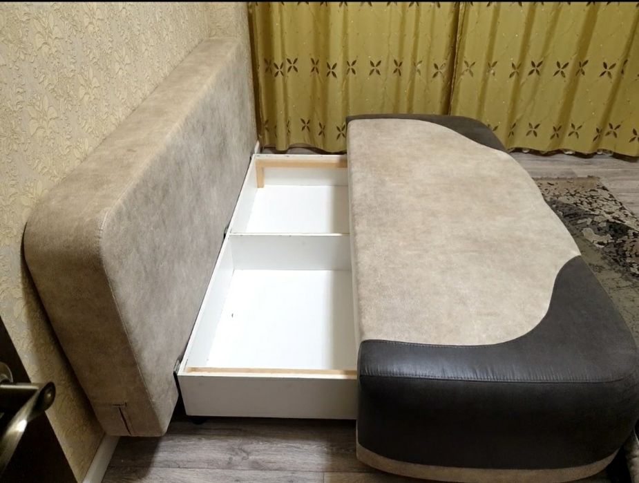 Продам сафа диван в хорошем состояние