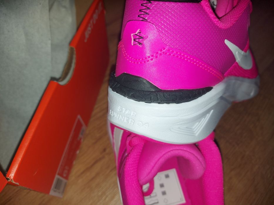 Нови маратонки nike 38- 39н. Оригинални