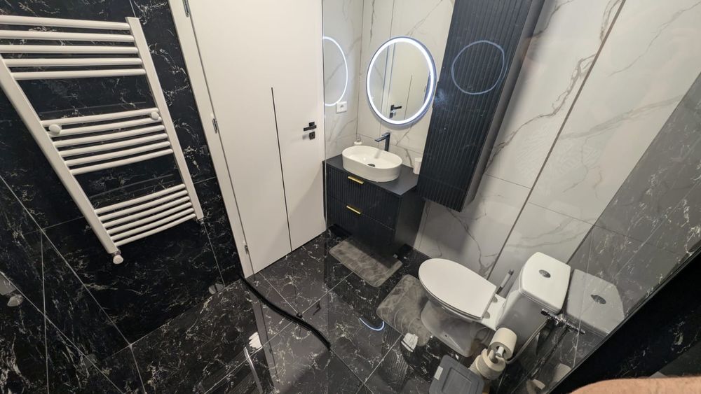 Inchiriez in Regim Hotelier apartament zona Crișul Repede -Trattoria - școala modulară Chirie. Camere .Hotel.Inchiriere zi