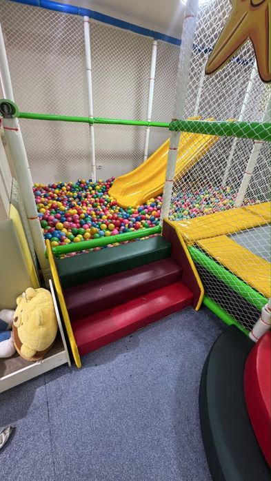 Продам детскую игровую площадку