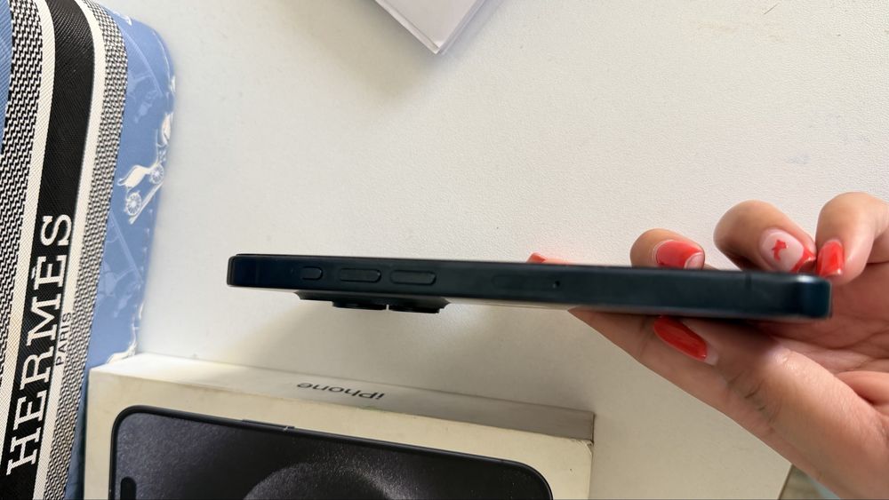 Iphone 15 pro 128гб Состояние нового