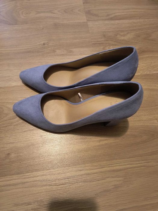 Pantofi cu toc pătrat, culoare albastru deschis