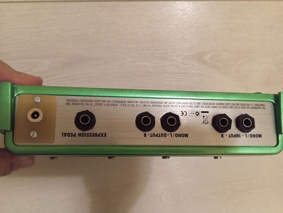 Pedale și efecte chitara DEFECTE