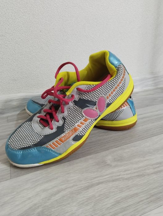 Спортивные кросовки