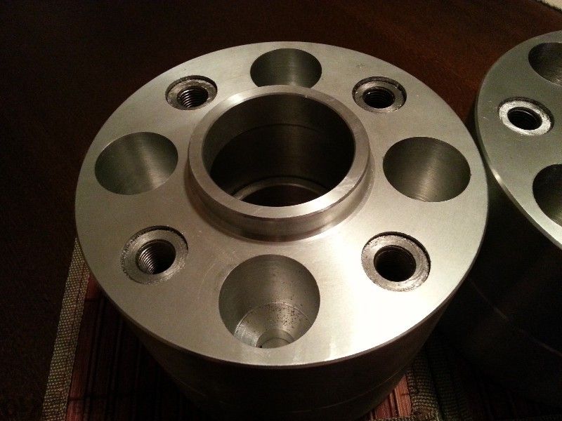 Изработвам Фланци 4/100 5/100