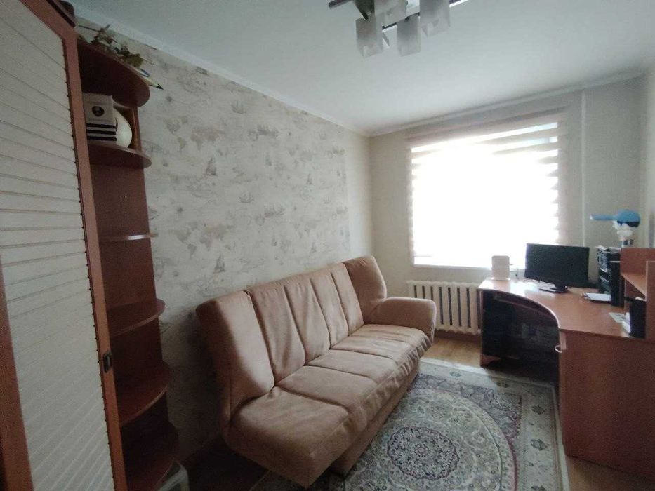 Продажа 4-комнатной квартиры 9 микрорайон