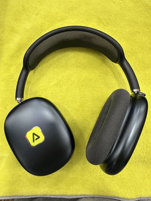 AirPods Max by Apple(Original)