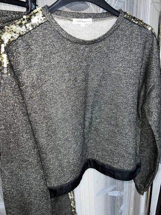 Продается костюм брендовая