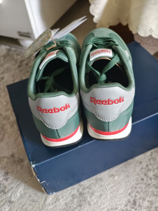 Adidasi Reebok nr.43