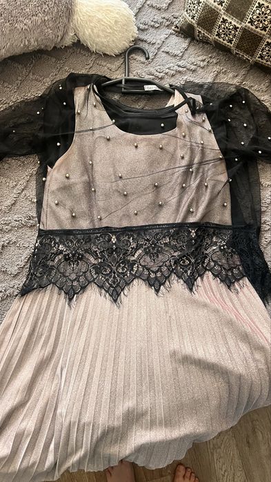 Продам платье в хорошем состоянии!