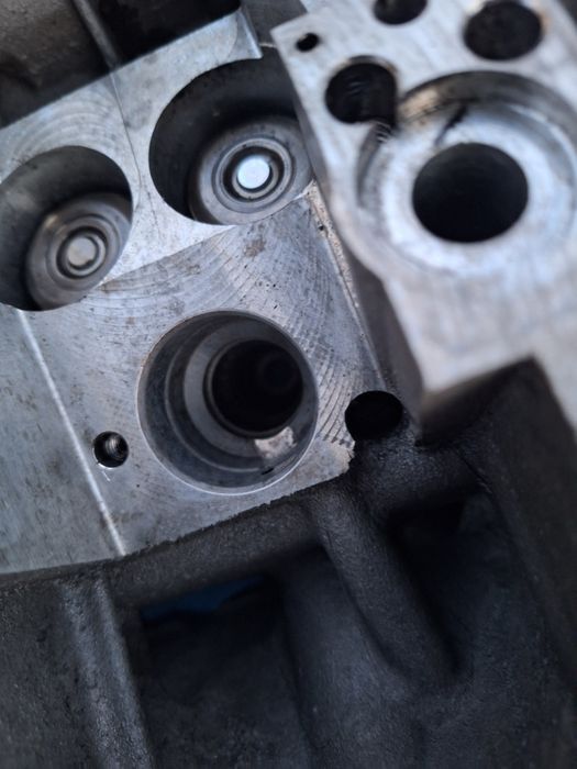 Отлично състояние легла дюзи  Глава 1.9tdi 131к Volkswagen Audi Seat