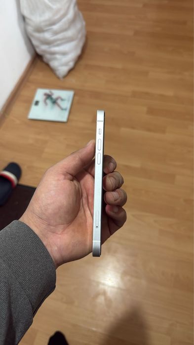 Айфон 12 продам или обмен