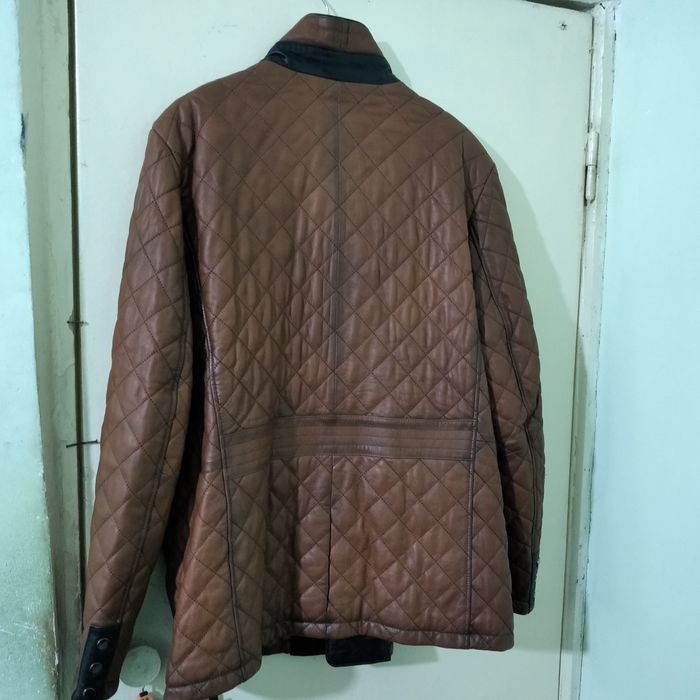Продам кожаную куртку.