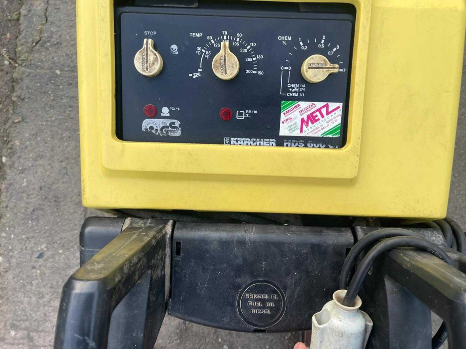 Vând  casă de spălat camioane