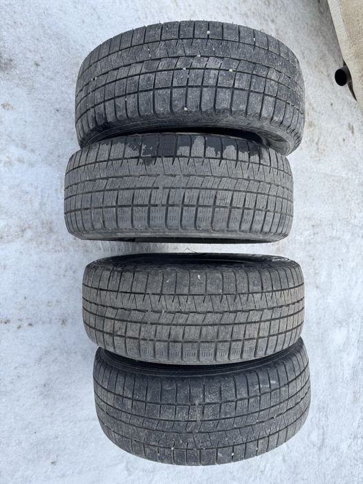 Продам комплект резины