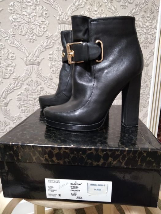 Ботильоны Baskoni